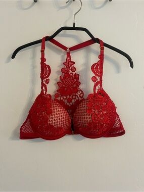 Frederick's of Hollywood Red Lace Racerback Bra